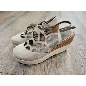 Collection Antelope Beige Round Toe Wedge Strappy Sandals Shoes Heels 39 US 8.5